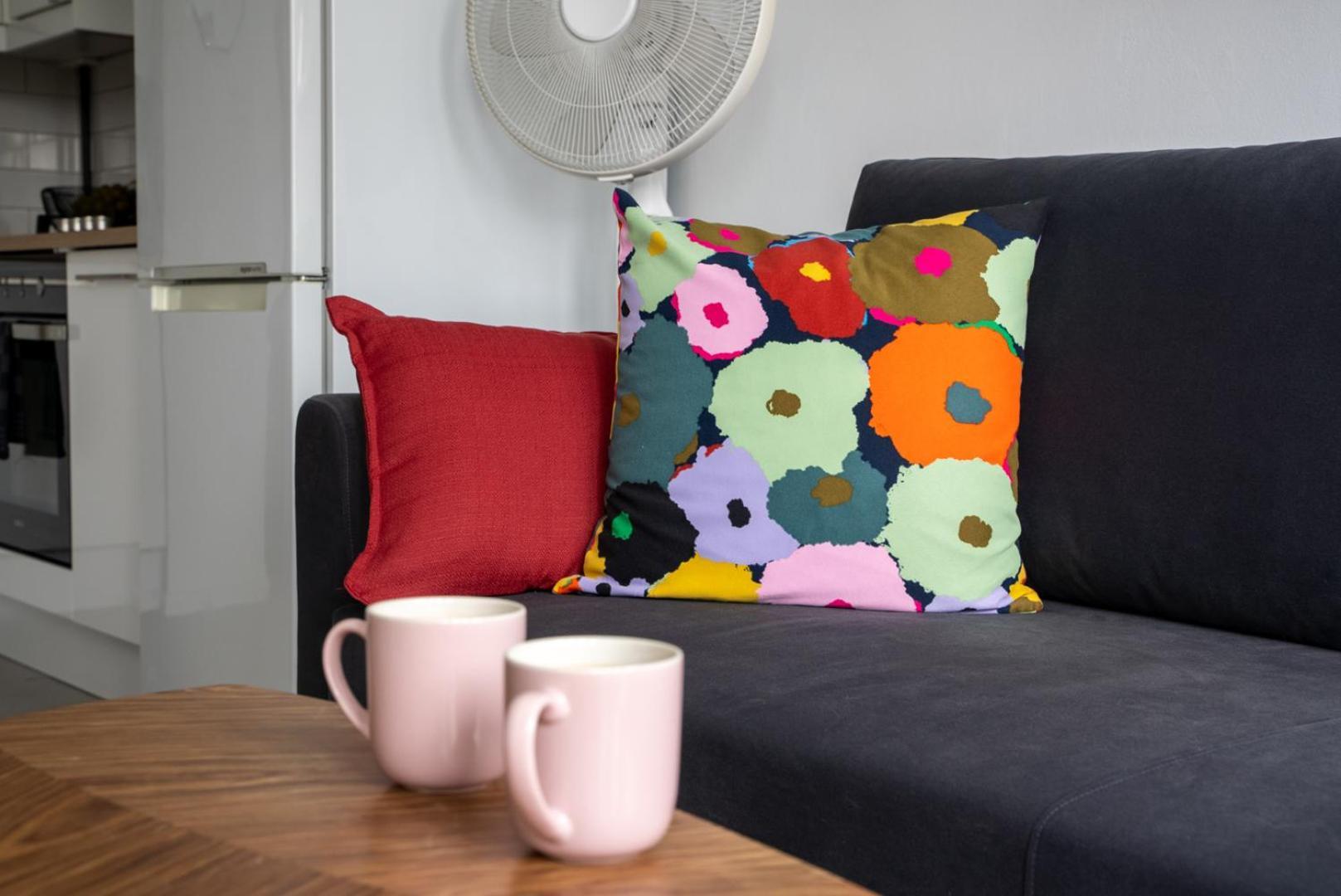 Apartament Powisle - 8th Floor With Balcony - By Rentujemy Warszawa